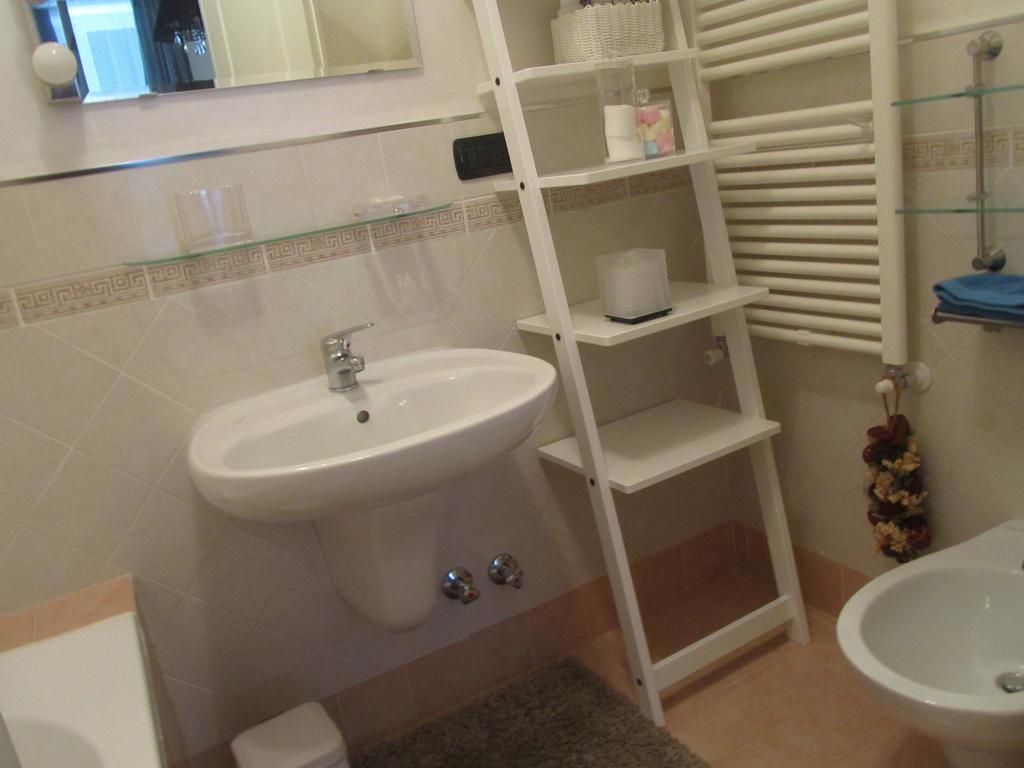 B&B Borgo Marina Bordighera Quarto foto
